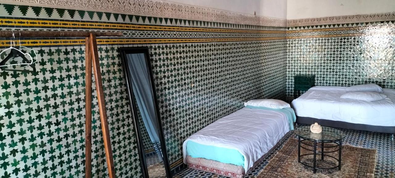 Suite In A Xviiie Palace Fès Exteriör bild