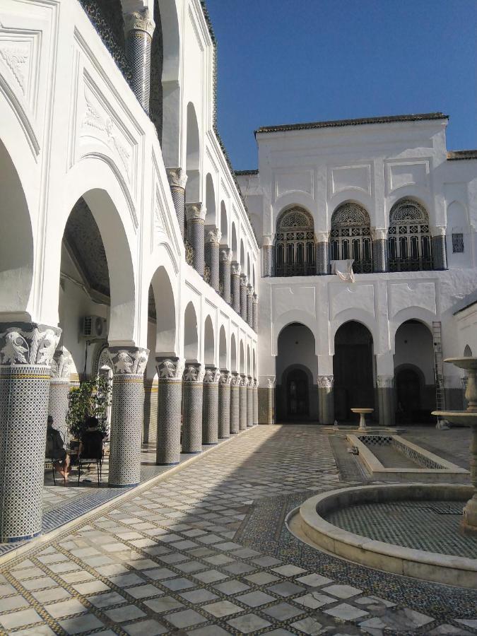 Suite In A Xviiie Palace Fès Exteriör bild