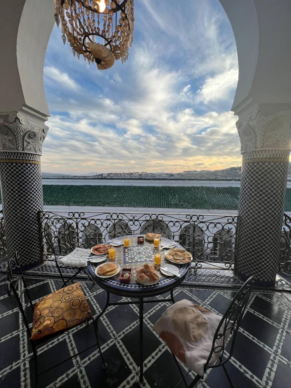Suite In A Xviiie Palace Fès Exteriör bild